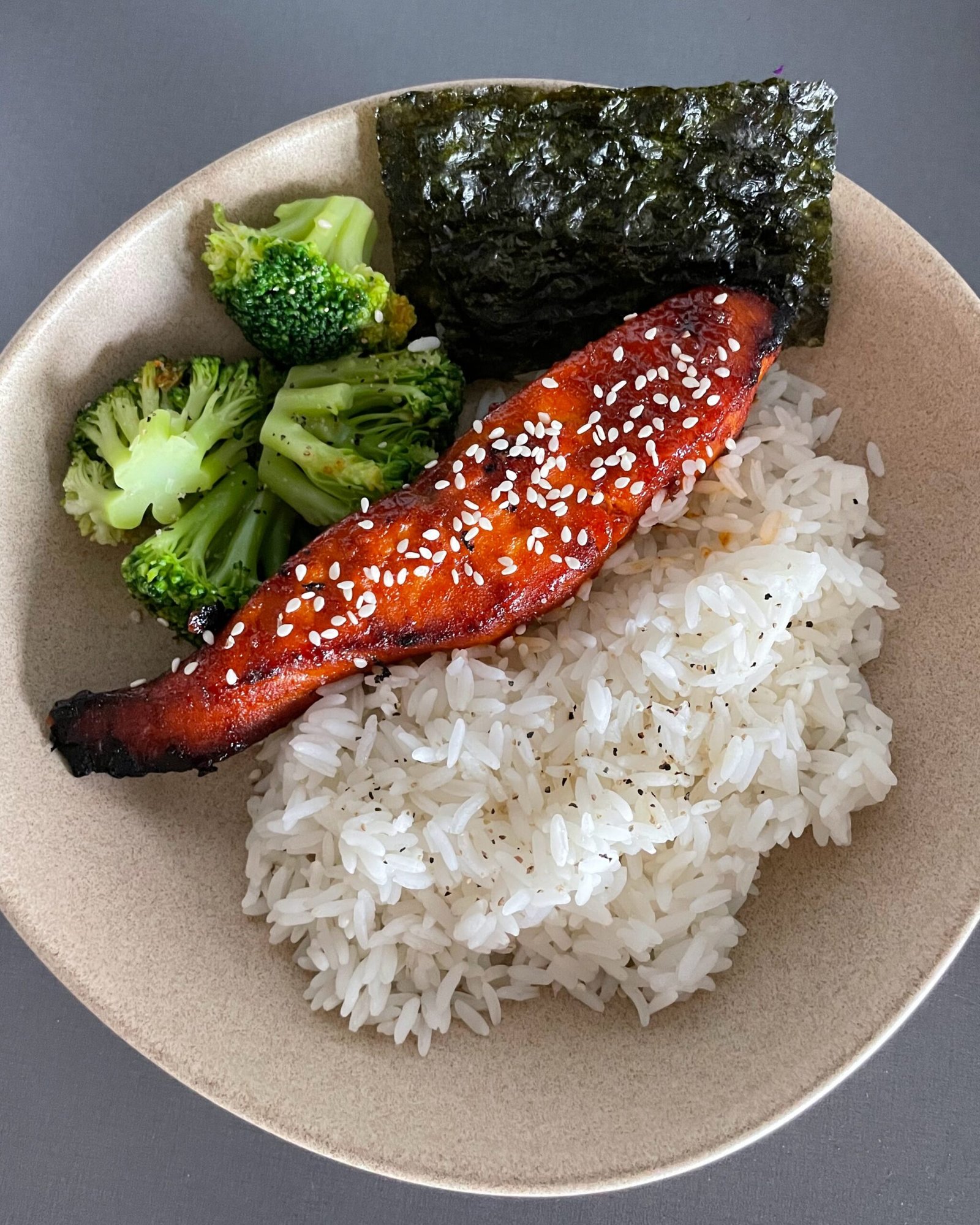 15 Minute Easy Sticky Gochujang Salmon