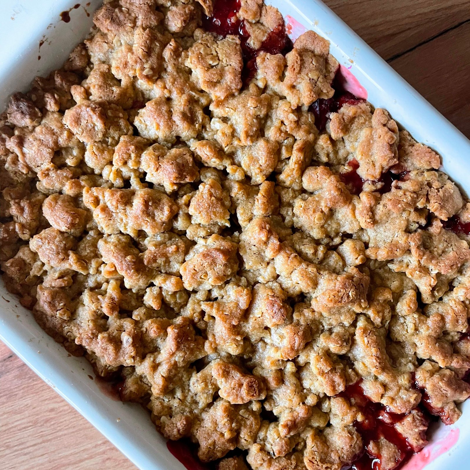 Cozy Swedish Plum Crumble: A Simple and Delicious Fall Dessert