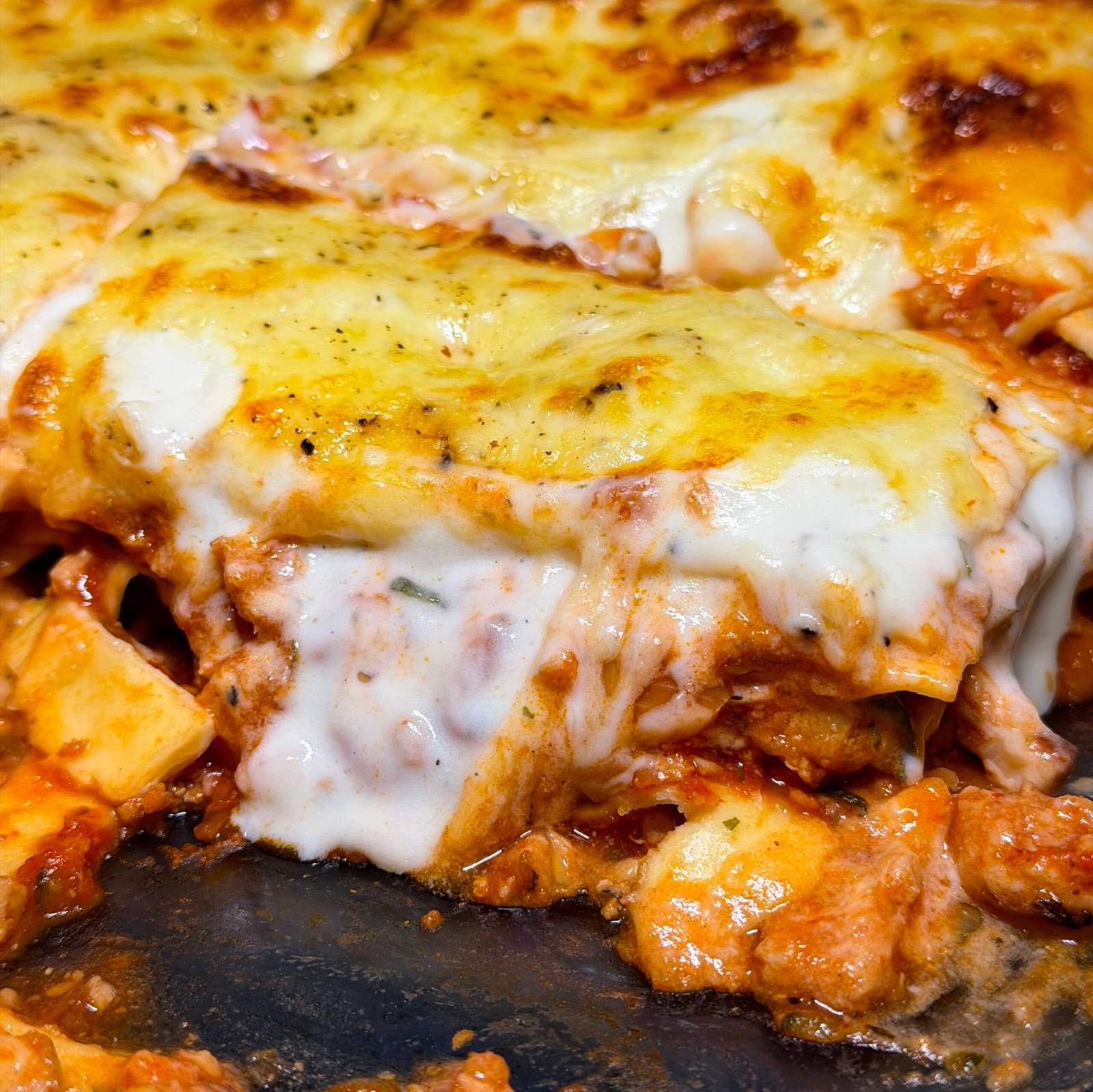 Easy Chicken Lasagna with Tomato and Béchamel Sauce – Classic, Comforting