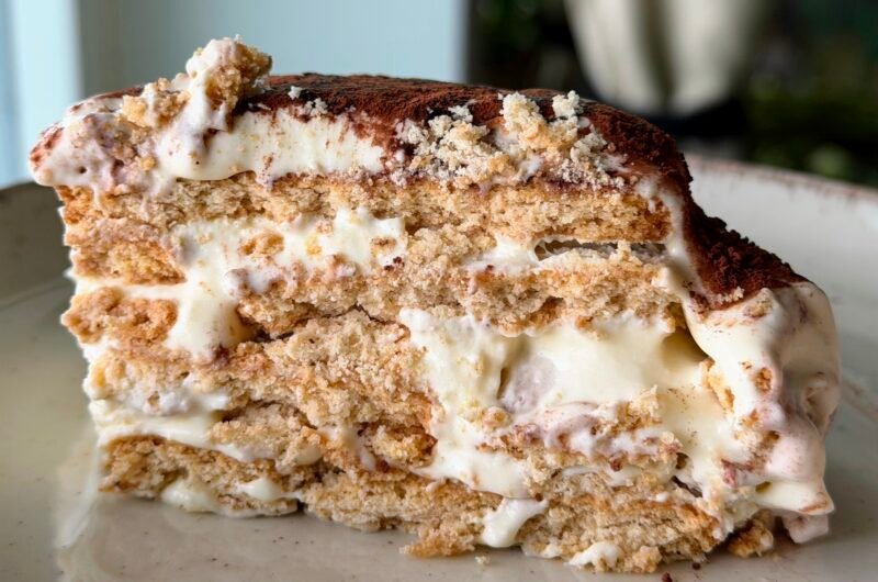 Lazy Tiramisu (No-Bake Coffee Biscuit Dessert)